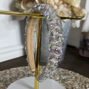 Elegant Crystal Embellished Hairband